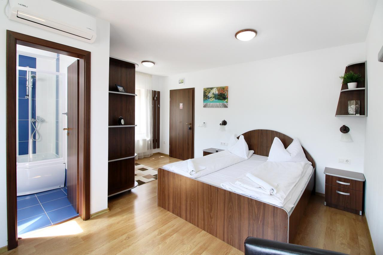 Отель Casa Micu Сибиу Экстерьер фото